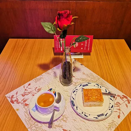 China Restaurant Lotus * 로텐부르크 옵 데어타우버