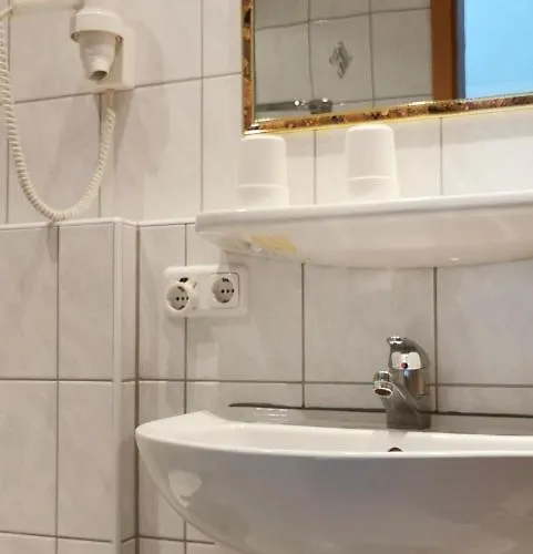 China Restaurant Lotus Hotell *