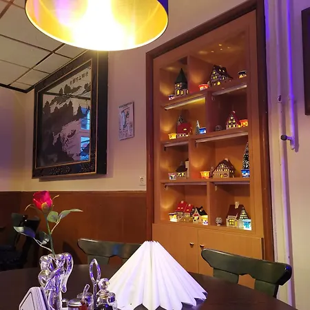 فندق China Restaurant Lotus روتنبورغ أوب در تاوبر